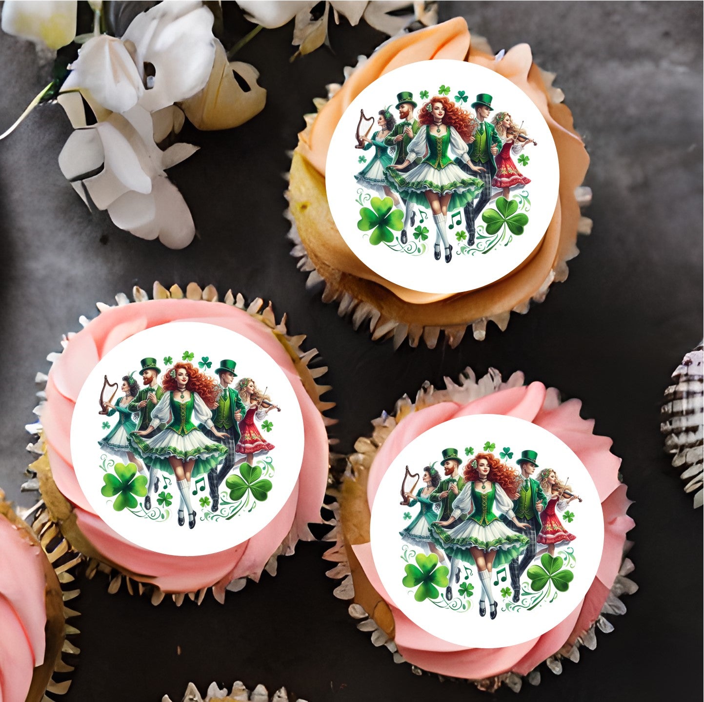 St Patrick's Day Irish Dancers 2" discs