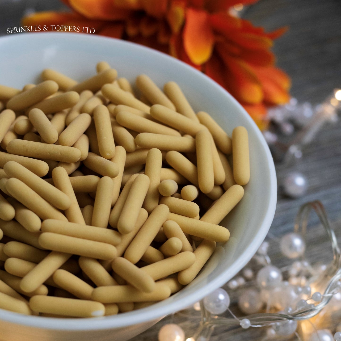 Caramel Matt Macaroni Rods (20mm) Sprinkles