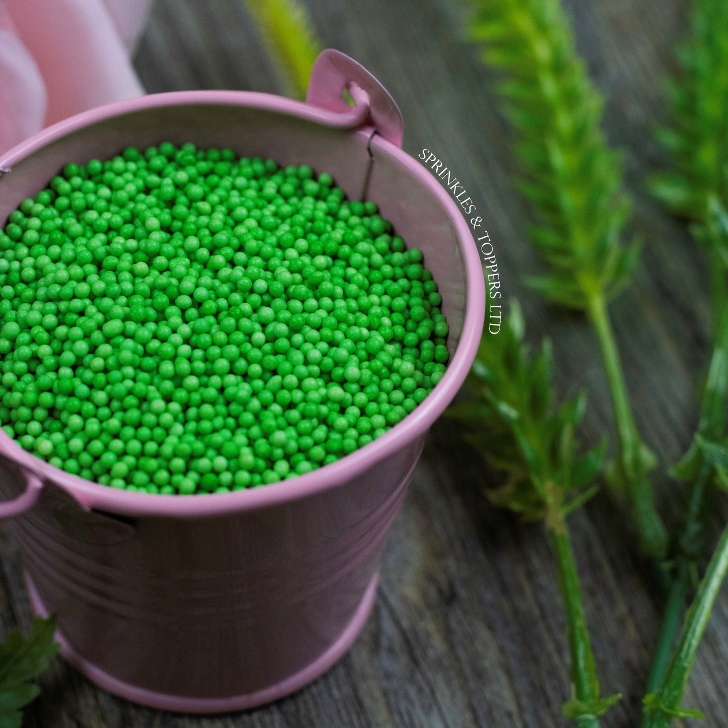 Green 100s & 1000s These ever popular small sugar balls are perfect to top any cupcake, large cake, ice cream, shake and more...