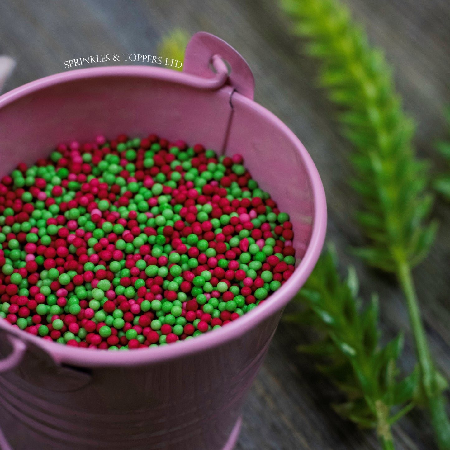 Red & Green 100s & 1000s