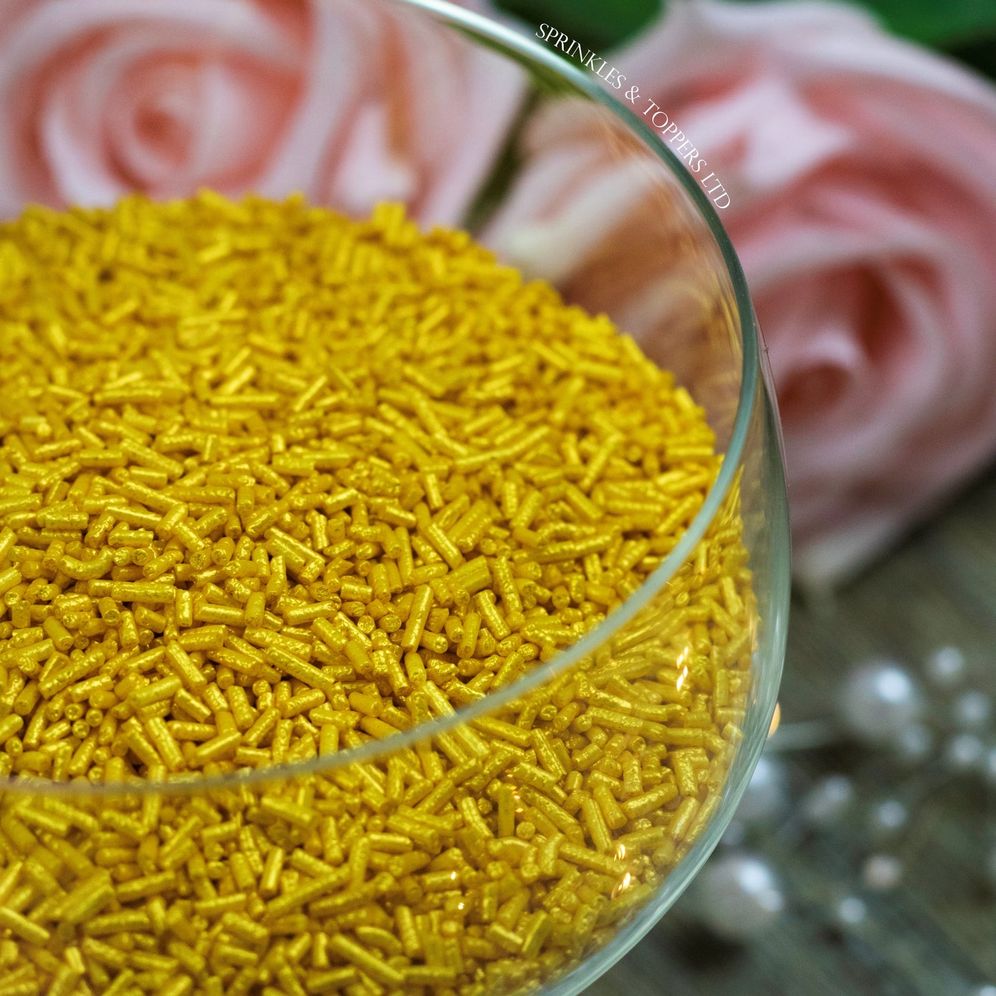 Perfect to top any cupcake or to decorate a larger cake, ice creams, smoothies, cookies and more Lovely glimmer strands with a shiny finish