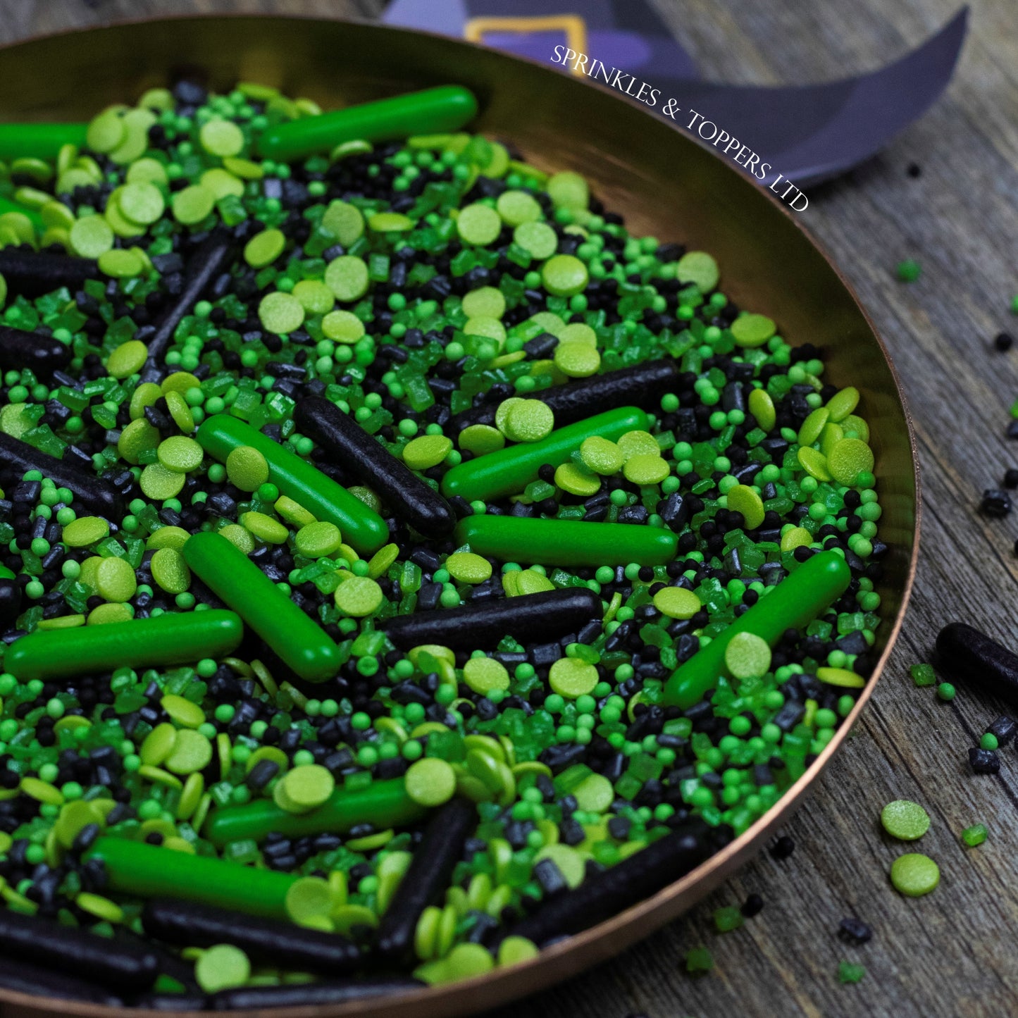 We have created the perfect Wicked themed sprinkles mix just for you!! Perfect to top any cupcake or to decorate a larger cake, ice creams, smoothies, cookies and more