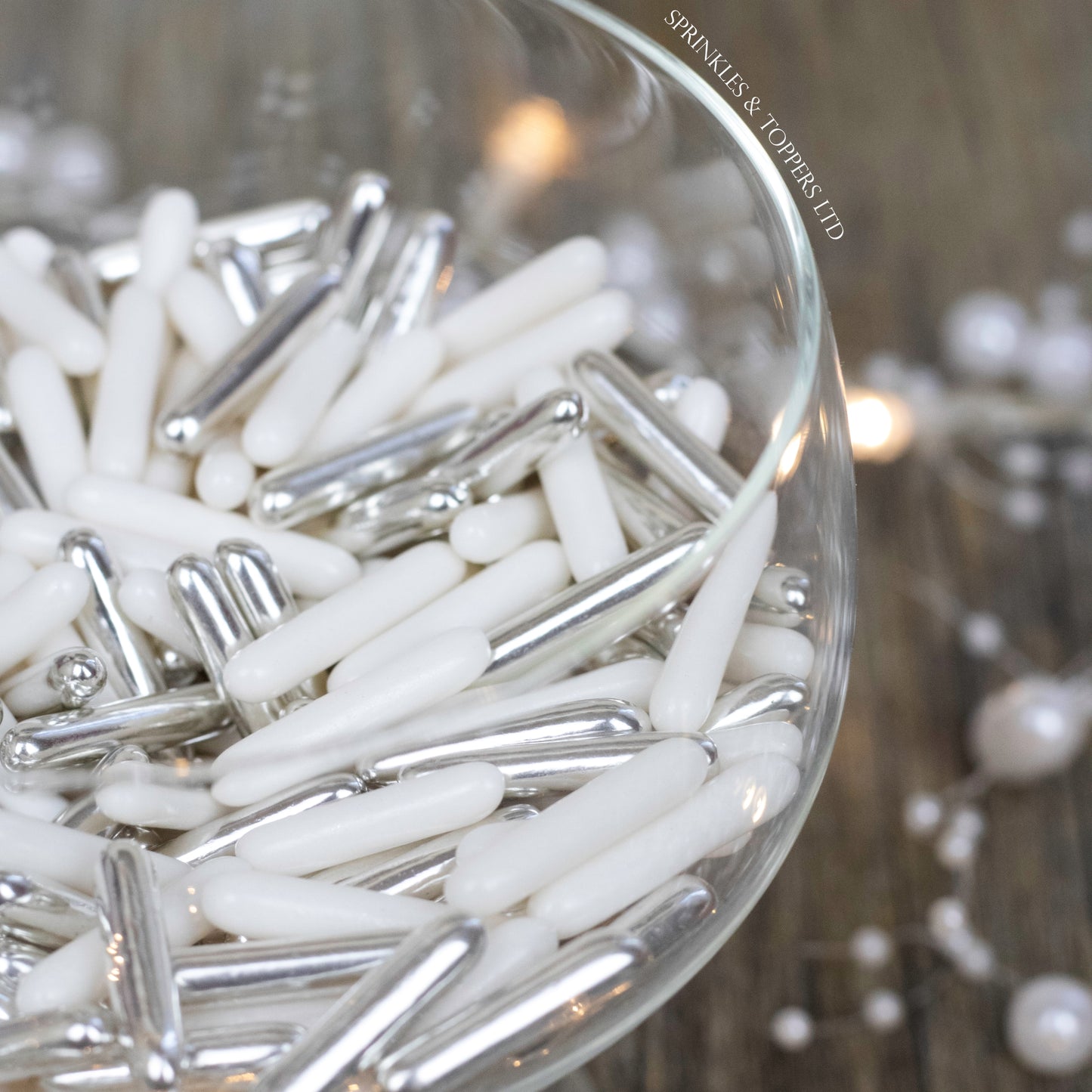 White & Metallic Silver Macaroni Rods (20mm) Sprinkles