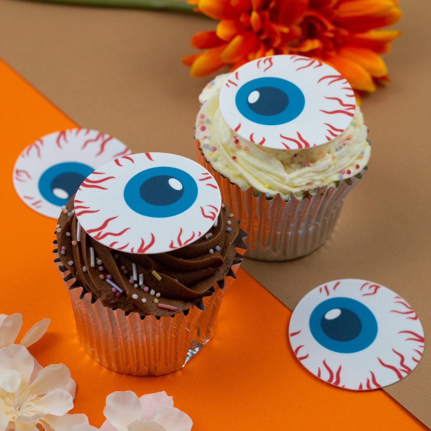 Blue Spooky Eyeballs 2" discs