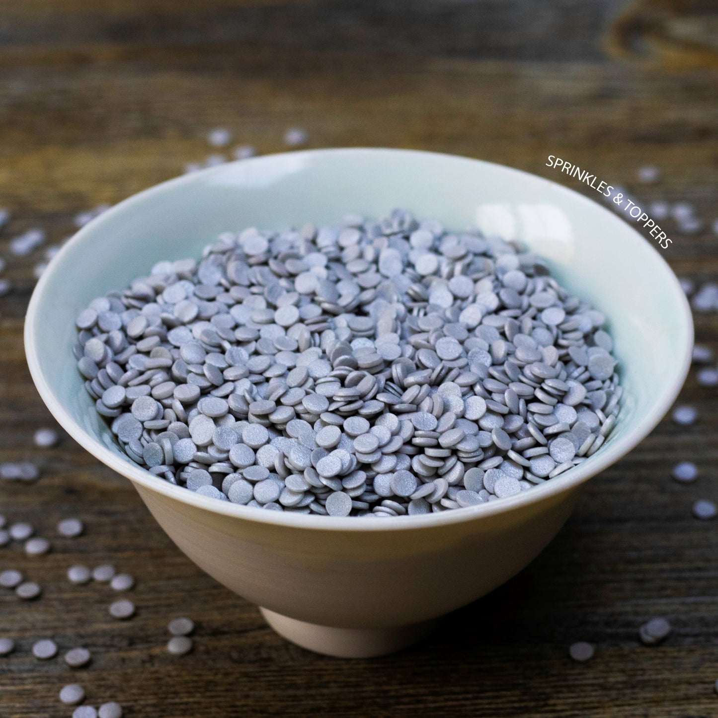 4mm Glimmer Confetti Cupcake / Cake Decoration Sprinkles (100g) Edible confetti with a lovely shiny finish Perfect to top any cupcake, large cake, ice cream, cookies, shakes and more...