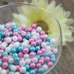 Lovely pink, white and turquoise edible sugar pearls with shiny finish 7mm (approx)  Perfect to decorate cupcakes, a large cake, ice creams, smoothies, cookies.....the list is endless