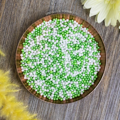 Green & White Glimmer Pearls (3-4mm) Sprinkles  Lovely edible sugar pearls with shiny finish 3-4mm (approx)  Perfect to decorate cupcakes, a large cake, ice creams, smoothies, cookies.....the list is endless