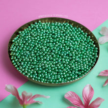 Load image into Gallery viewer, Green Metallic 4mm Pearls